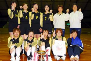 優勝して県大会へ進む松江クラブ - 県婦人バレーボール選手権市予選