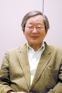 岩田誠団長(70)
