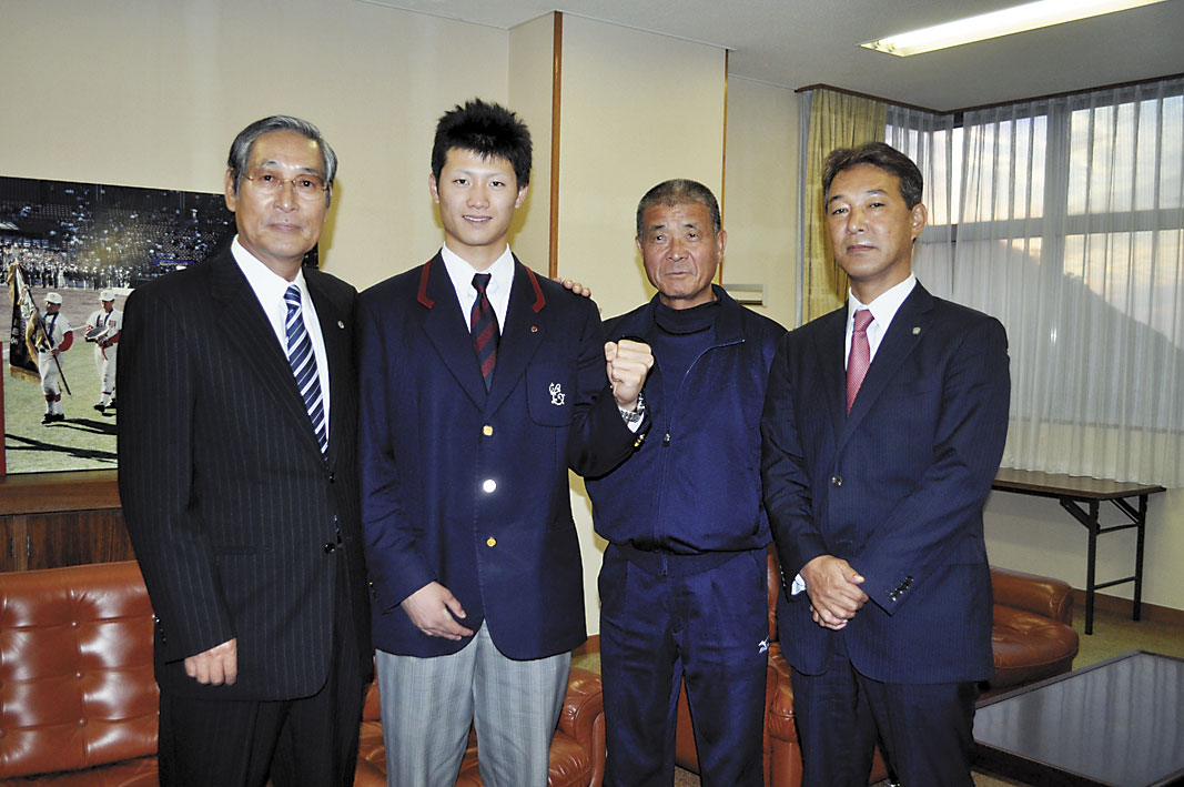 プロ野球ドラフト会議で北海道日本ハムファイターズから２位指名を受けた智弁和歌山の西川遥輝選手（18）