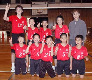 男子準優勝の浜宮 - 県小学生バレーボール選手権