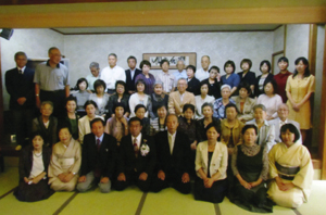 花畑重靖さんの国際芸術写真連盟 （ＦＩＡＰ） 日本代表と、 日本国際写真連盟 （ＪＩＰＦ） の総本部会長就任を祝う祝賀会