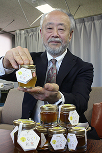 「ぶらくり発祥の蜂蜜を堪能してください」と木村副理事長
