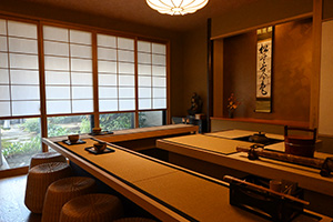 立礼式の茶室「千寿庵」