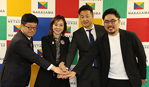 意気込む実行委員会のメンバー（左から）豊田さん、西平さん、西廣さん、角田さん
