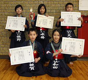 小学生低学年の部を制した和歌山砂山少年剣友会
